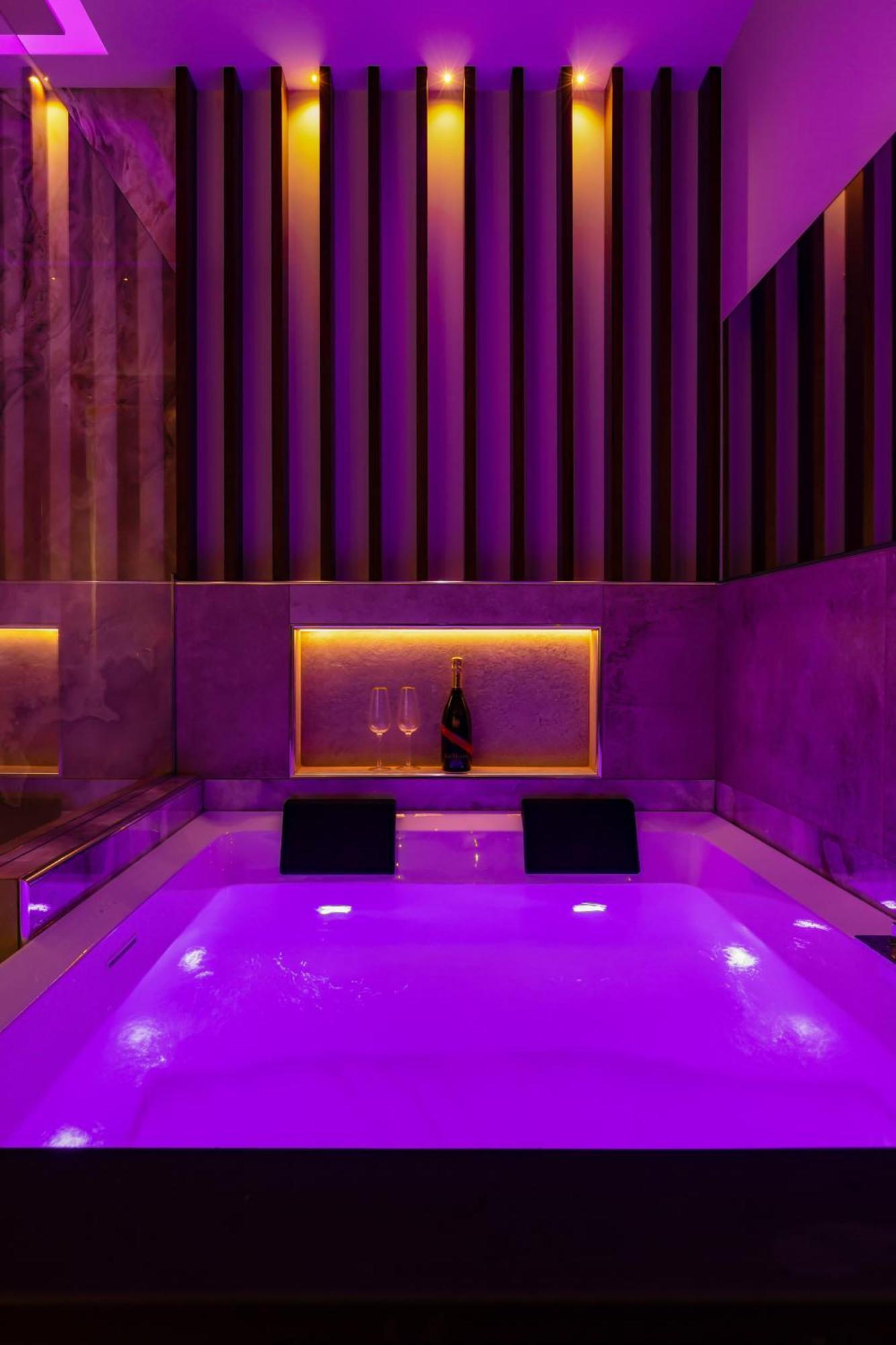Albadea Deco&Jacuzzi Hotel Rome Exterior photo