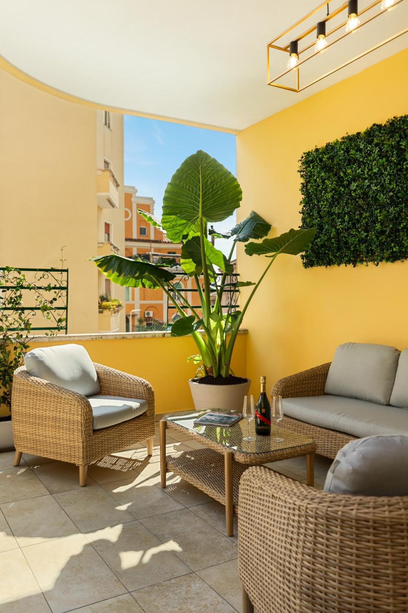 Albadea Deco&Jacuzzi Hotel Rome Exterior photo
