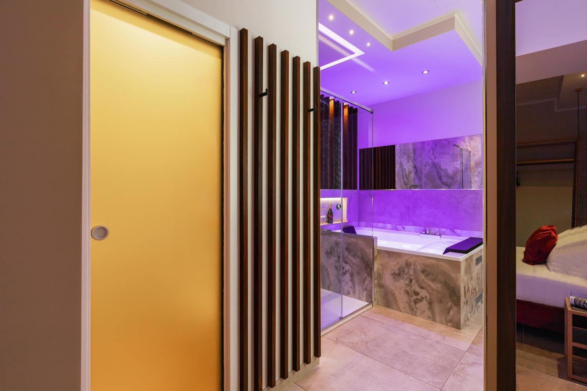Albadea Deco&Jacuzzi Hotel Rome Exterior photo